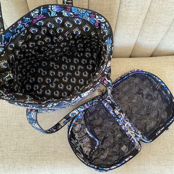 Vera Bradley tote in Bramble and Large Lay Flat Cosmetic in Deep Night Paisley - Picture 3 of 5